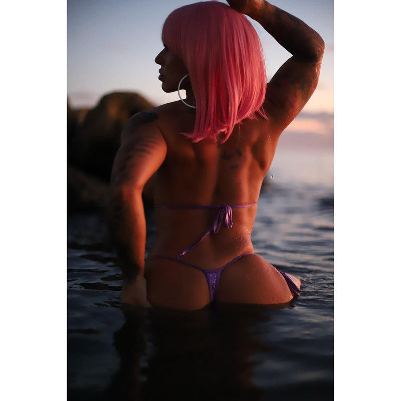 Sexy Thong Bikini, Mia Motivation